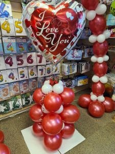 Valentine Balloon Tower with Supershape Foil